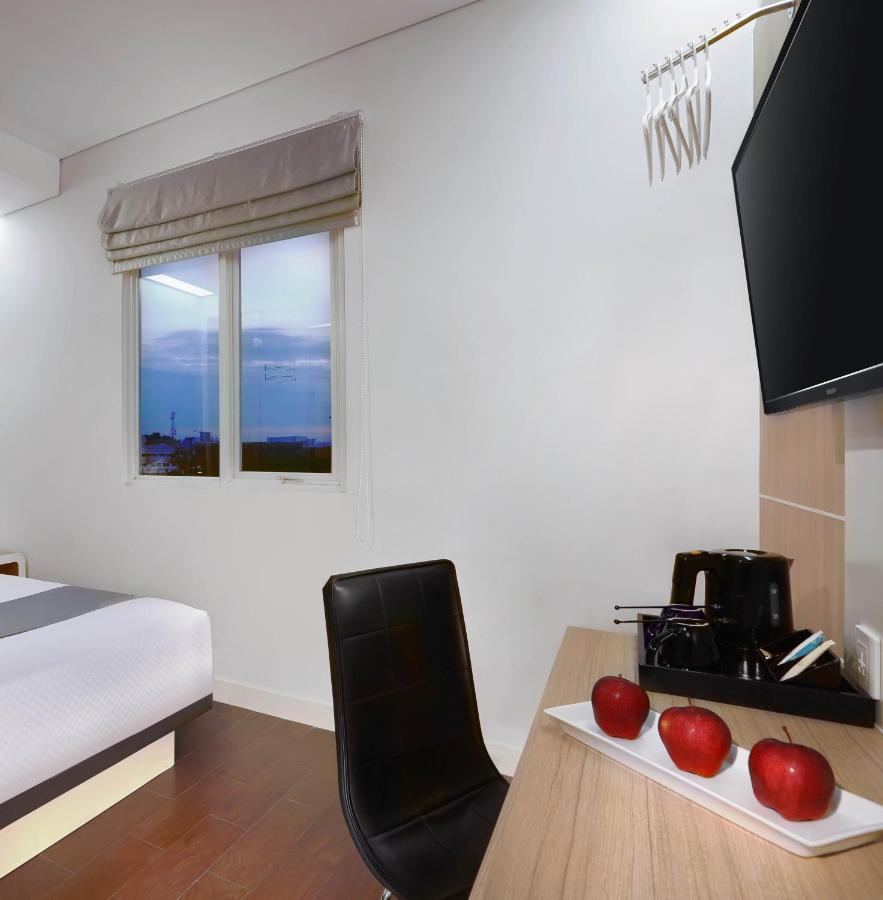 Hotel Neo Gubeng By Aston Sorabaya Extérieur photo